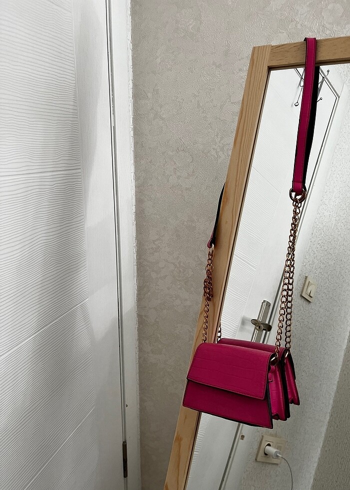 Pembe çanta - Görsel 2