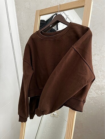 Kahverengi sweatshirt