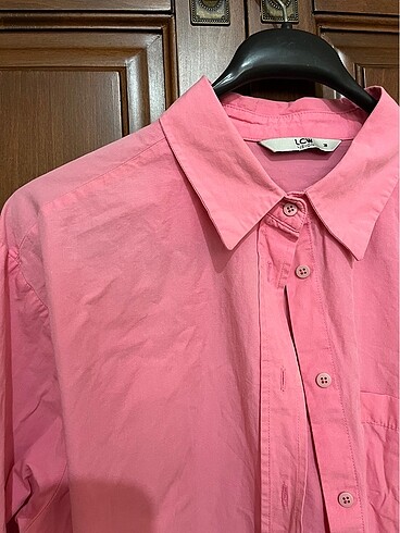 LC Waikiki Pembe gömlek