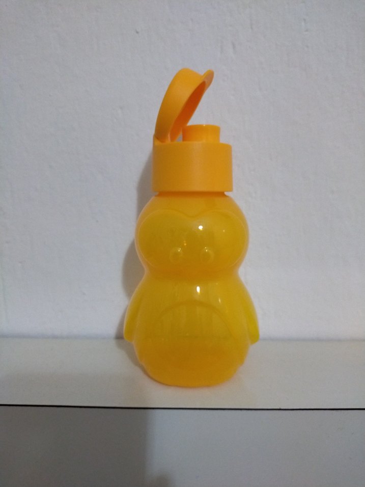 Tupperware figürlü su şişesi - Görsel 2