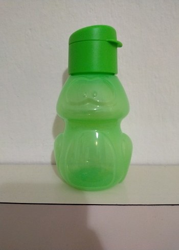 Tupperware figürlü su şişesi