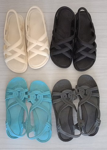 Beyaz Kadın Günlük Düz Sandalet