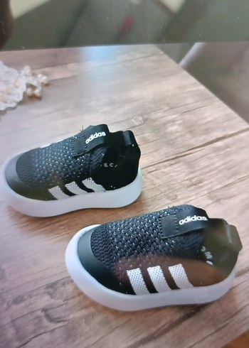 Erkek Çocuk Siyah Adidas Spor Ayakkabı - Görsel 4