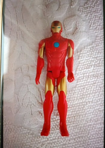 renkli örümcek adam ve iron man figürleri - Görsel 3