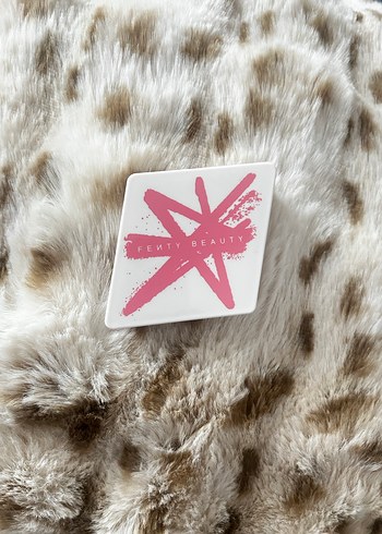 Fenty Beauty - Ana görsel