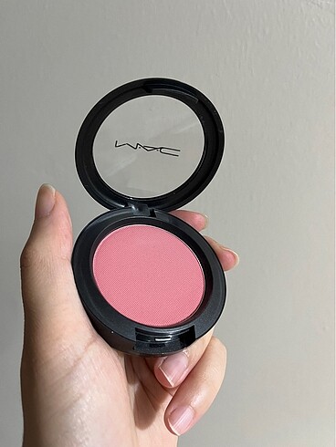 MAC Allık