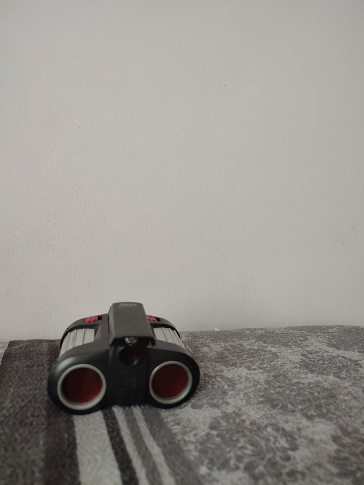 Gri Kompakt oyuncak 
 Dürbün - Görsel 4