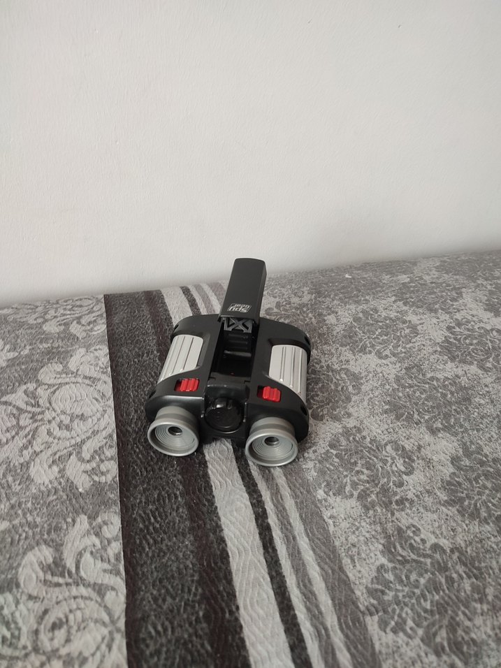 Gri Kompakt oyuncak 
 Dürbün - Görsel 3