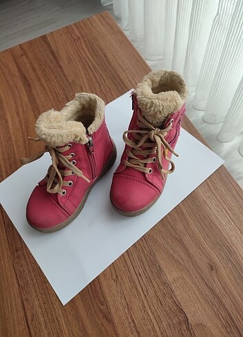 Kız çocuk bot  - Görsel 4