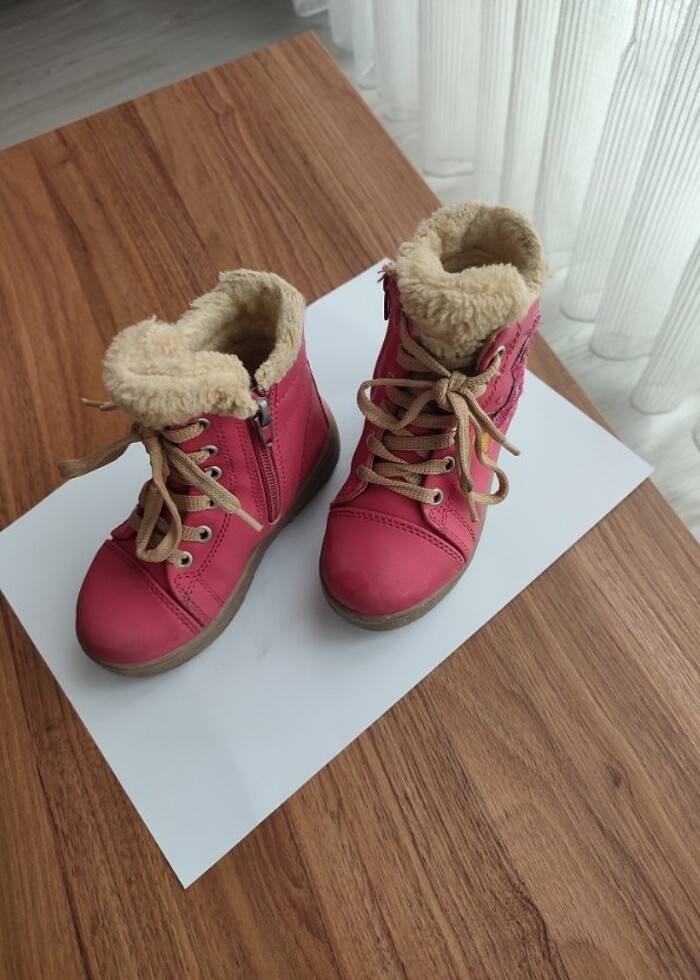 Kız çocuk bot  - Görsel 4