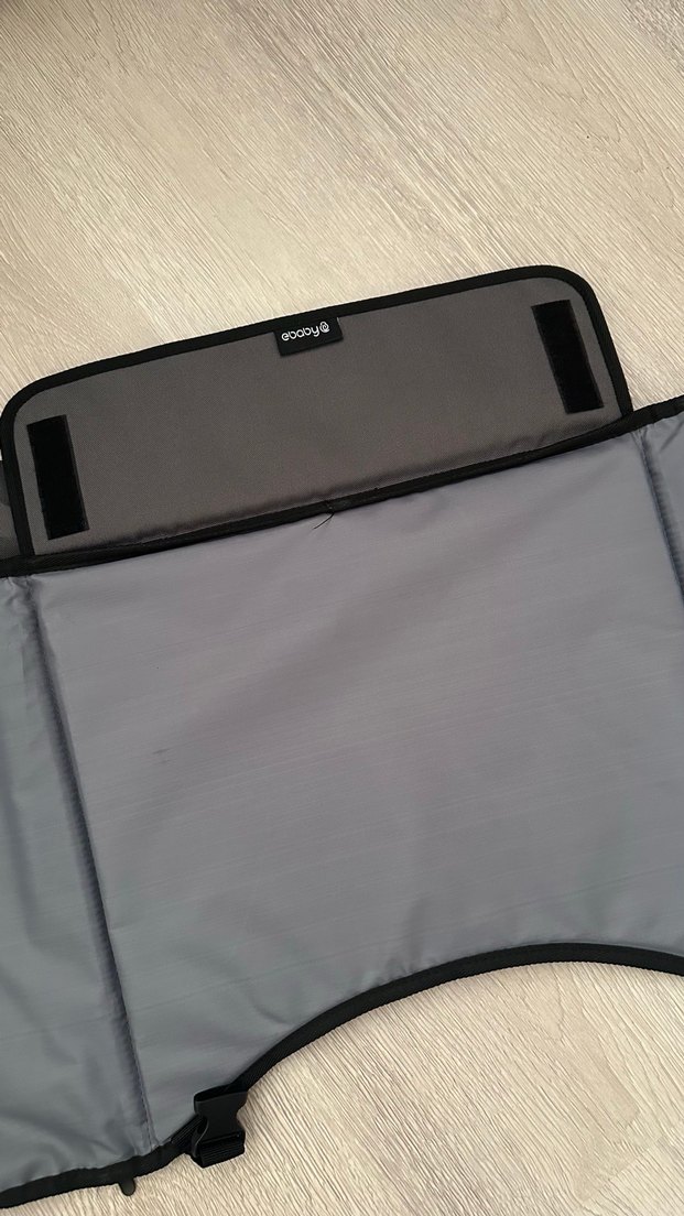 Gri Oto Koltuğu Masaüstü Düzenleyici - Görsel 3