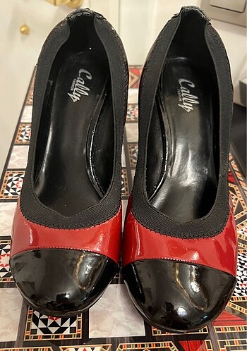 40 Beden siyah Renk Siyah-kırmızı deri ayakkabı