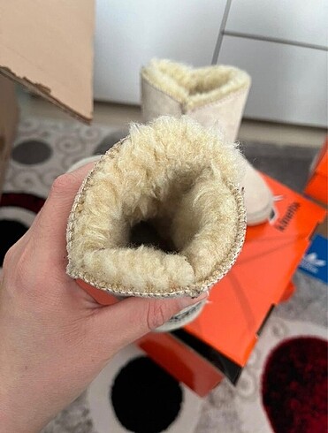 21 Beden Ugg çocuk bot