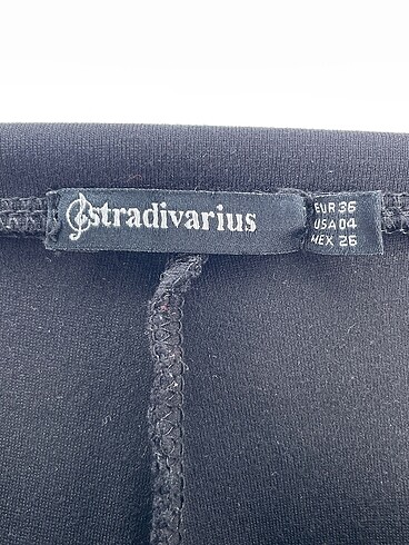 36 Beden siyah Renk Stradivarius Tayt / Spor taytı %70 İndirimli.