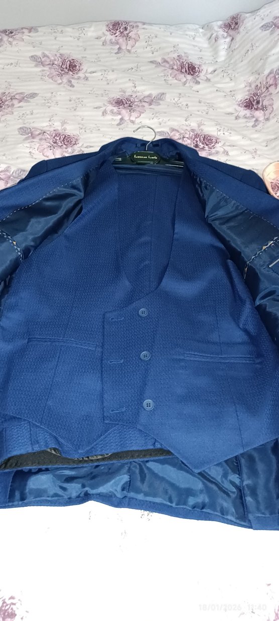 Mavi Düğmeli Erkek Takım Elbise yelekli bir kere giyildi - Görsel 2