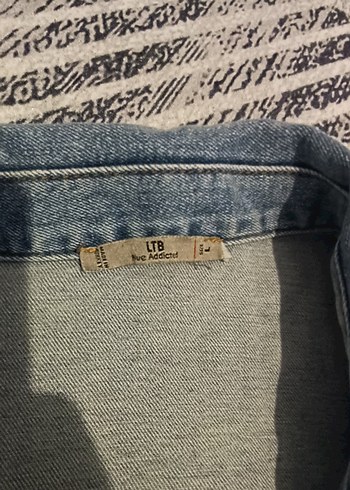 Düğmeli mavi Kot Ceket - Görsel 4