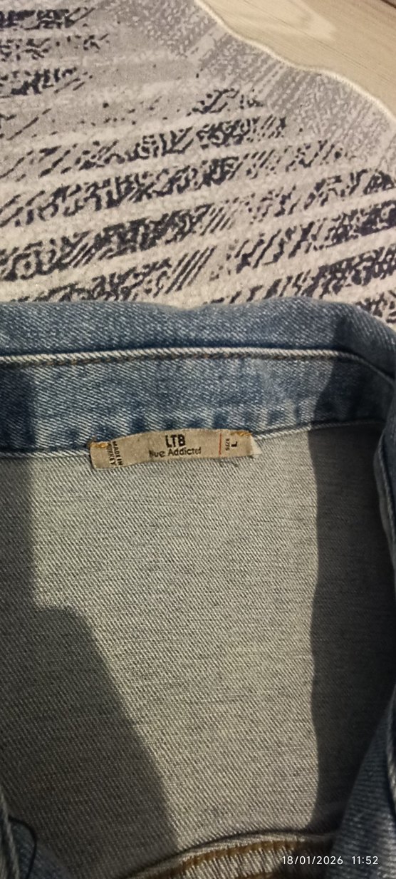 Düğmeli mavi Kot Ceket - Görsel 4