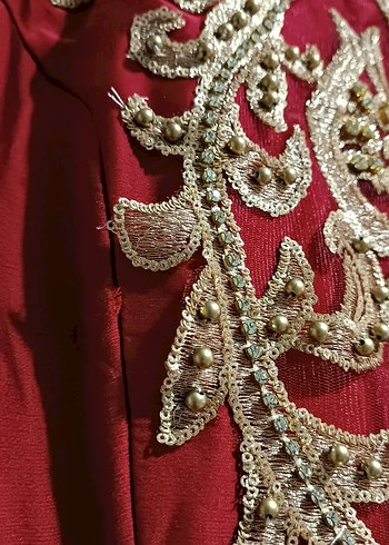 Bordo İşlemeli Uzun Kollu Abiye Elbise 1 kere giyildi - Görsel 3