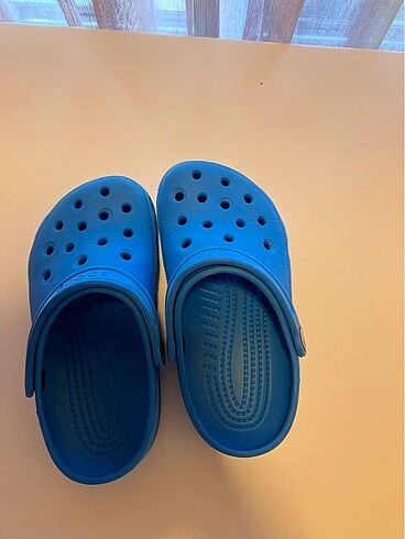 32 Beden Erkek çocuk crocs terlik