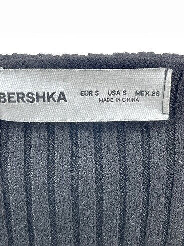 s Beden siyah Renk Bershka Hırka %70 İndirimli.