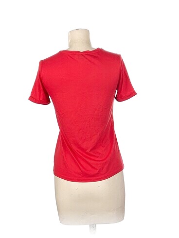 38 Beden Skinny Dip London T-shirt %70 İndirimli.