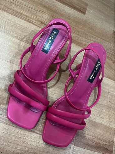 Topuklu ayakkabı pembe