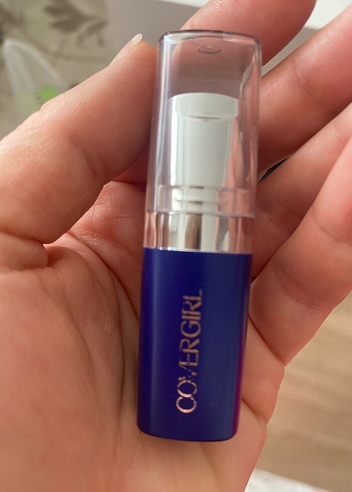 Covergirl marka hiç kullanılmamış ruj - Görsel 2