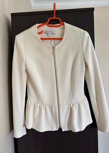 Beyaz Fermuarlı Blazer Ceket