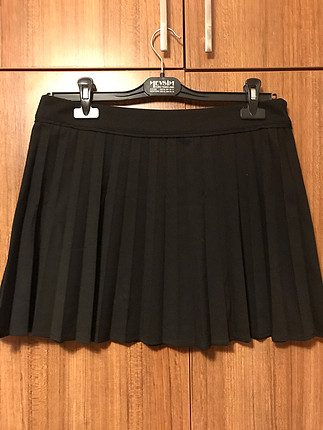 Zara pileli siyah etek
