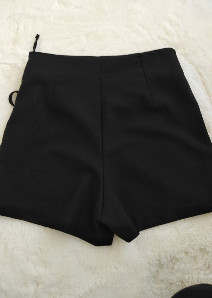 Bağcık detaylı şort etek  - Görsel 2