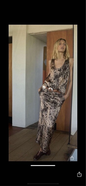 ZARA LEOPAR BASKILI KIRCIK EFEKTLİ ETEK