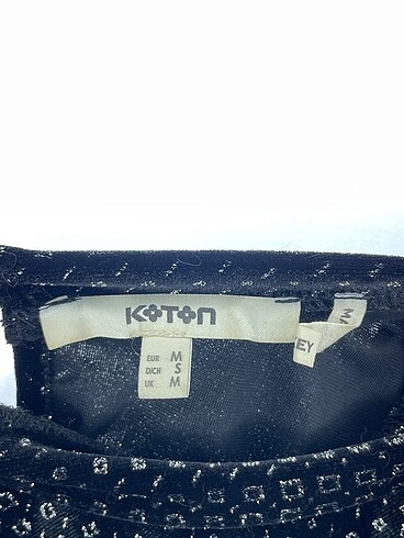 m Beden siyah Renk Koton Bluz %70 İndirimli.