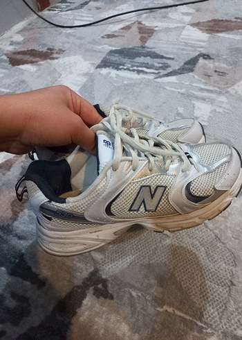 New Balance Beyaz Gri Bağcıklı Spor Ayakkabı - Görsel 5