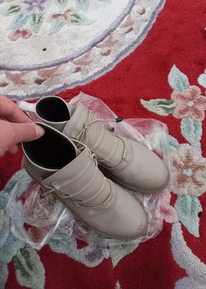 Krem renk şık bayan bot - Görsel 2