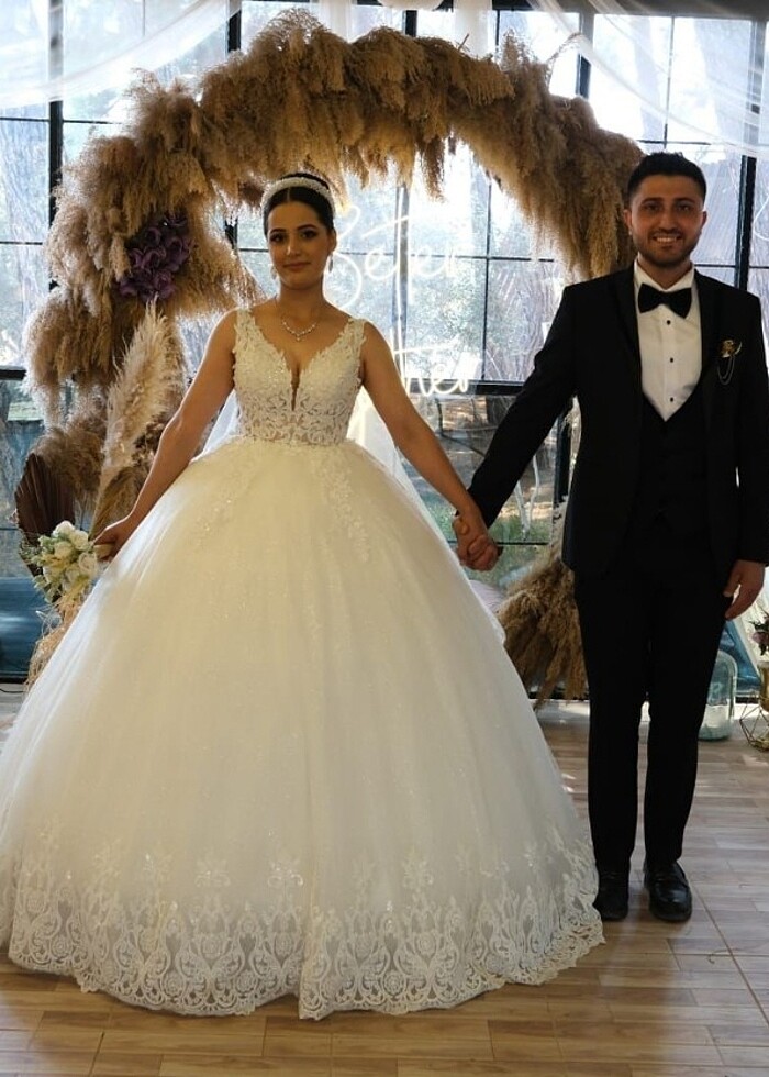 Ürün İzmir de özel dikim bir defa giyildi 38/ 40/42 beden uyumlu - Görsel 2