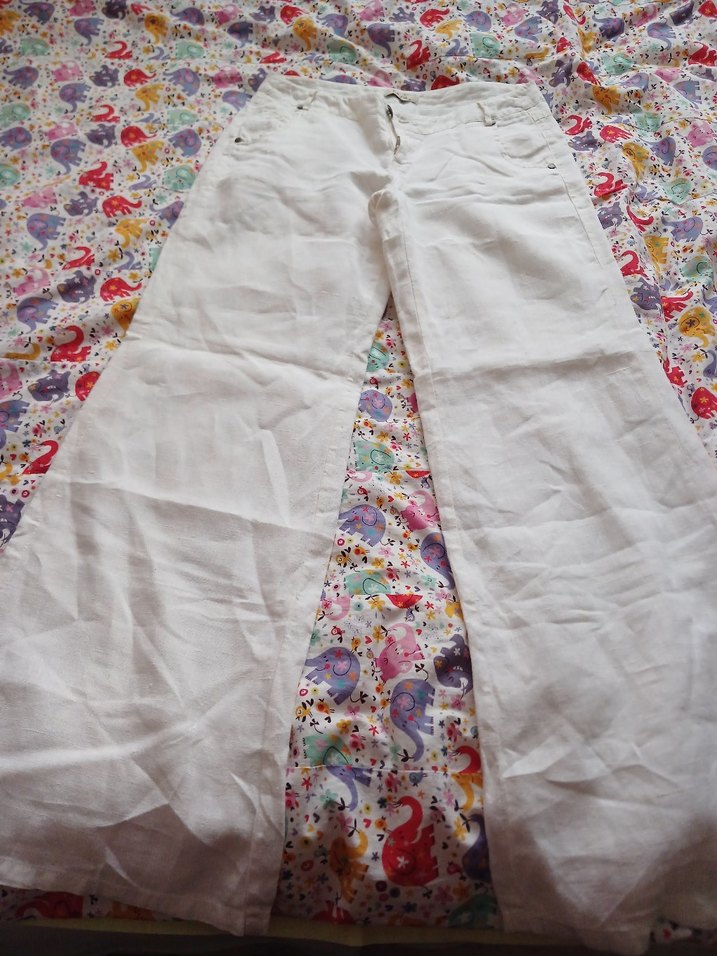 Düğmeli Bol Kesim Beyaz Kadın Kumaş Pantolon - Görsel 3