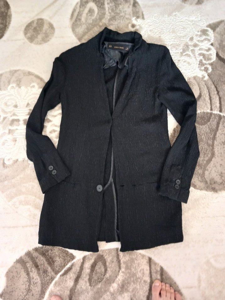 Düğmeli Siyah Midi Ceketi - Görsel 2