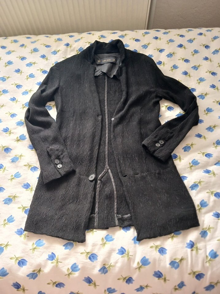 Düğmeli Siyah Midi Ceketi - Görsel 5