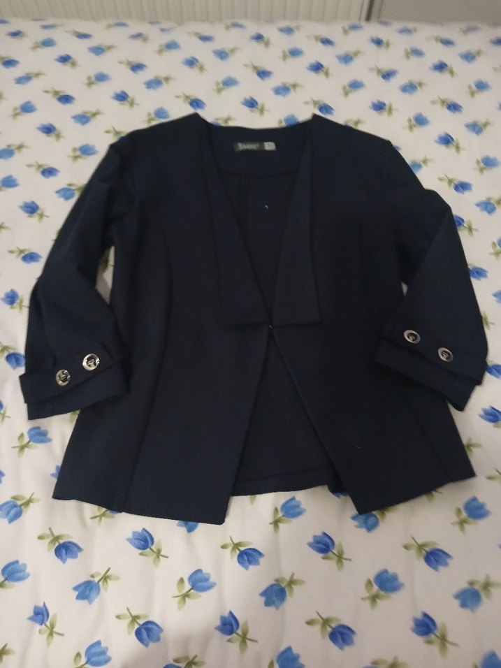 Düğmeli Lacivert Kadın Mini Blazer - Görsel 3