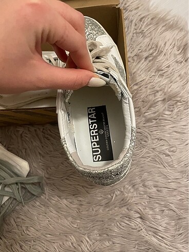 37 Beden beyaz Renk Golden goose ayakkabı