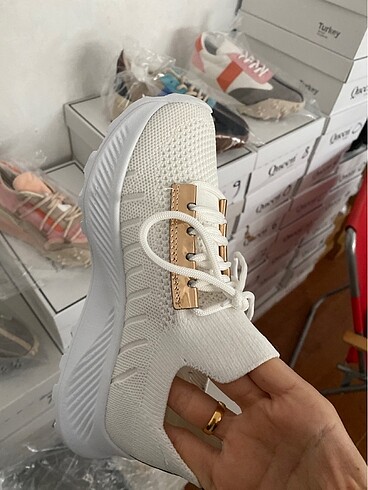 Hummel Ortapedik tabanlı fileli beyaz spor Ayakkabı