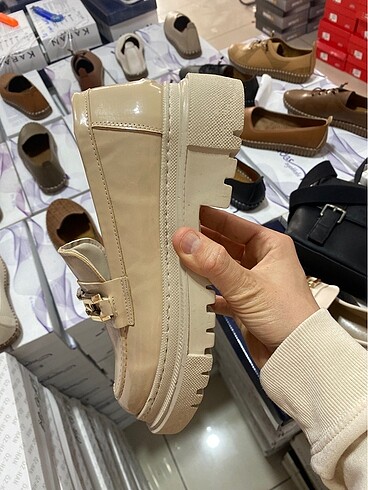 Derimod Kalın taban tokalı Loafer