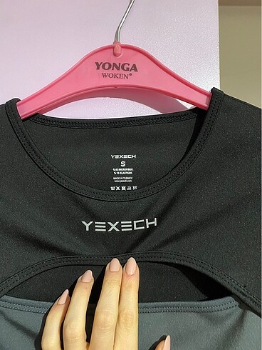 Nike Yexech spor crop