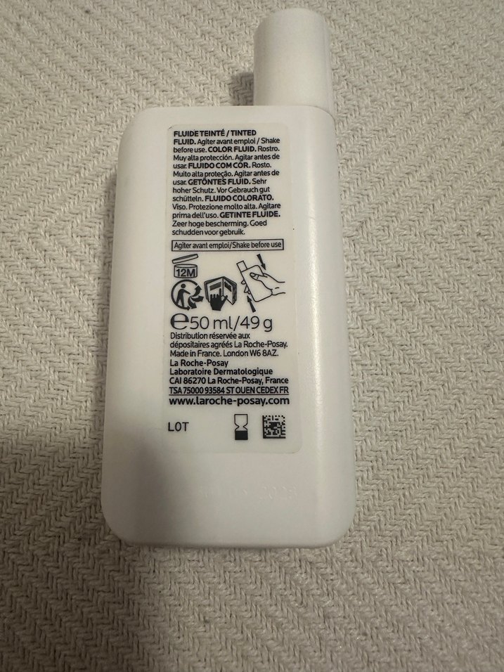 La Roche-Posay Anthelios UVMune 400 SPF 50+ Tonlu Güneş Koruyucu - Görsel 2