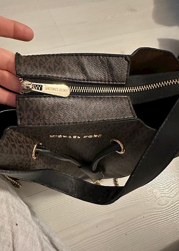 Michael Kors Zincir Detaylı Kahverengi Deri Çanta - Görsel 10