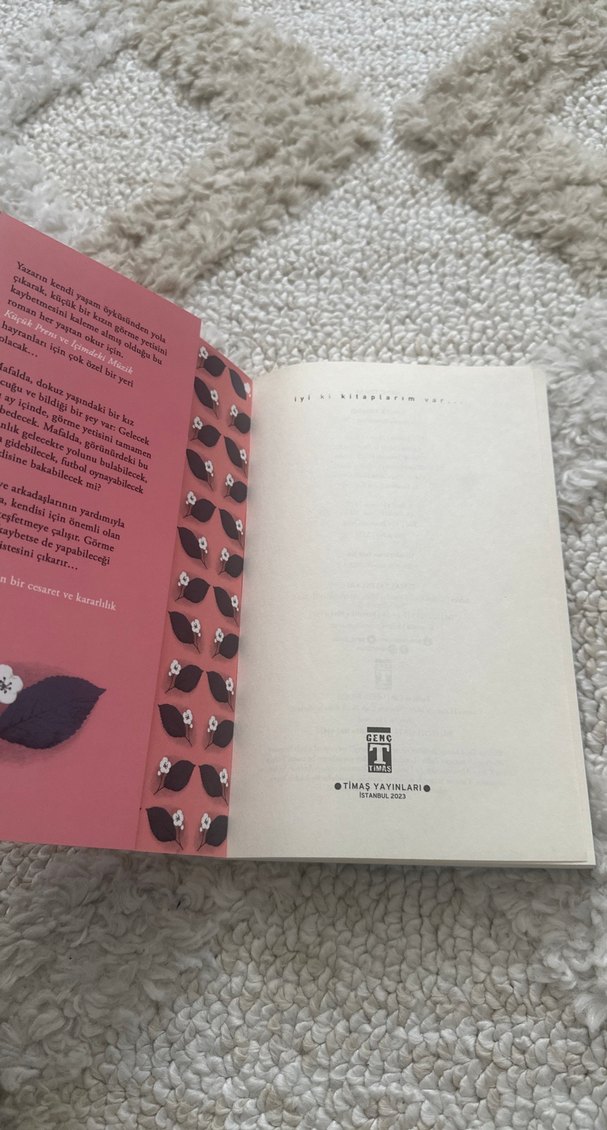 Kiraz Ağacı ile Aramızdaki Mesafe - Paola Peretti - Görsel 3