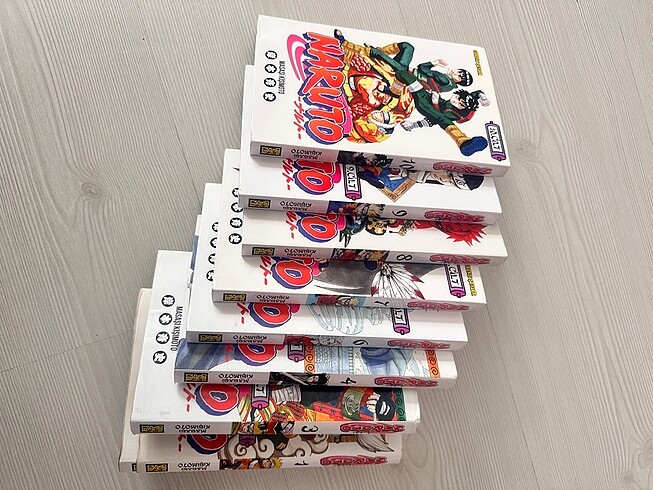 Beden Naruto çizgi Roman seti toplam 8 tane kitap