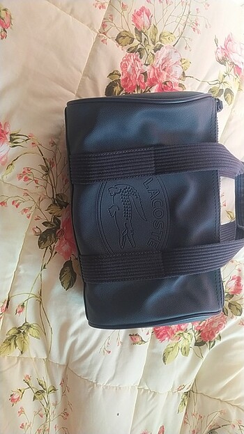  Beden Lacivert lacoste kadin kol çantası 