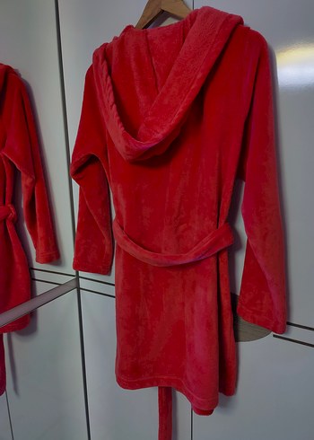 Uzun Kollu Kırmızı Midi Kadın Bornoz - Görsel 2
