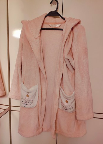 Pembe Kapüşonlu Sabahlık - Görsel 3